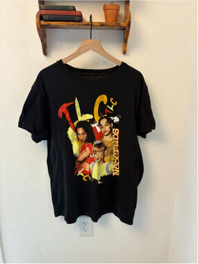 TLC “No Scrubs” Graphic Tee Y2K 90s R&B Music Shirt XL Black